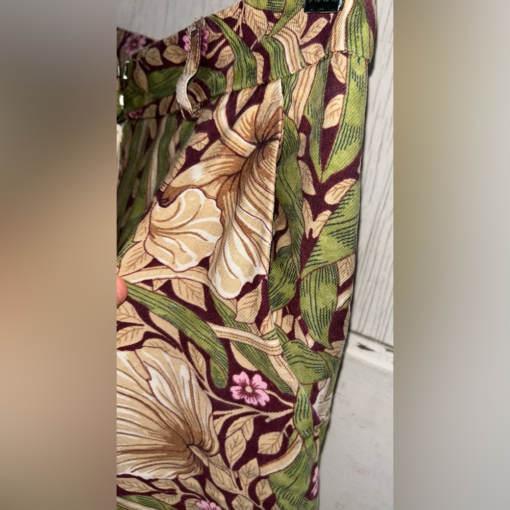 🌺BOHO Floral Slacks by H&M🌺 - Picture 3 of 10